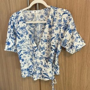 Mango Spain MNG womens blue floral blouse